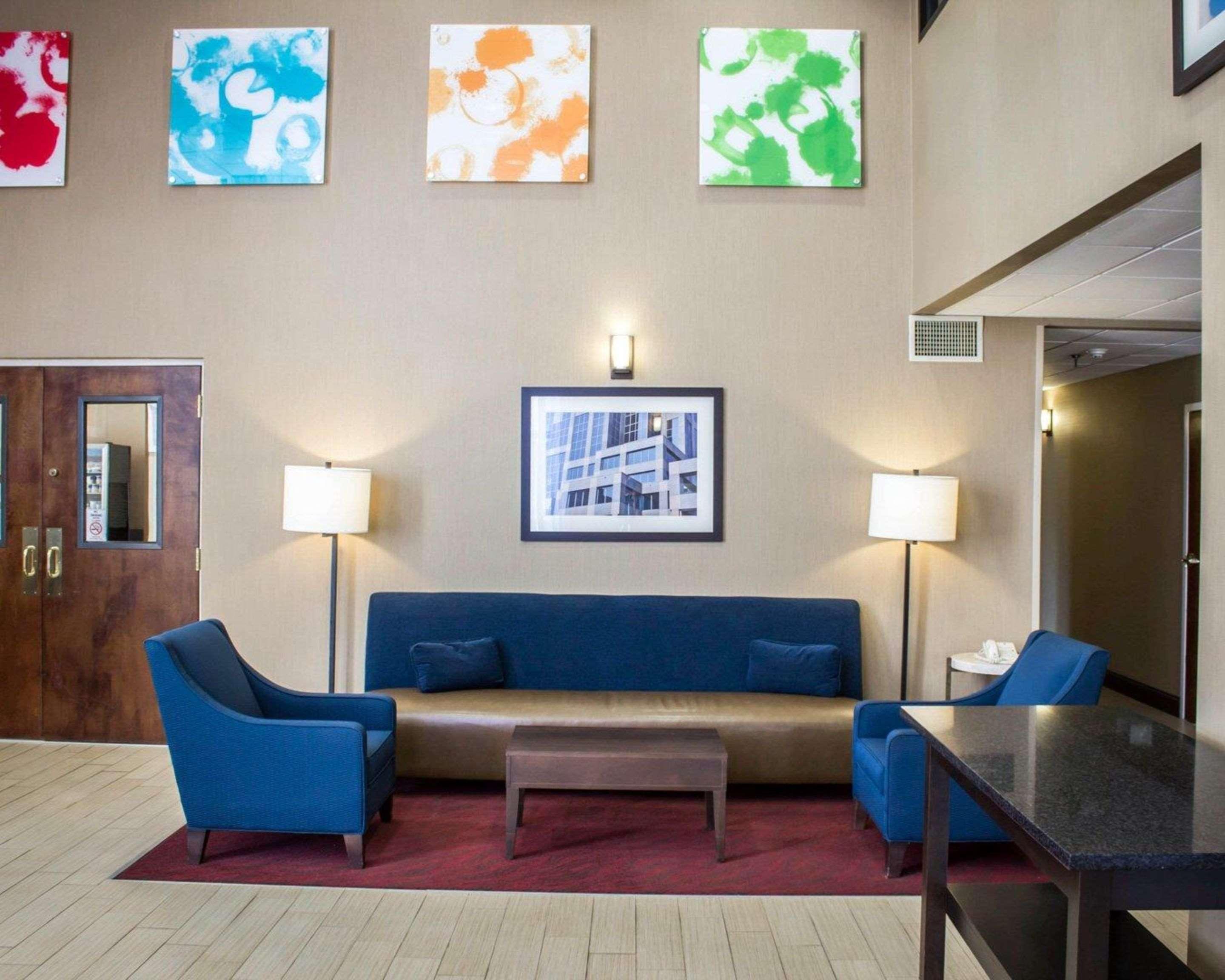 Comfort Inn & Suites Fuquay Varina Exterior photo
