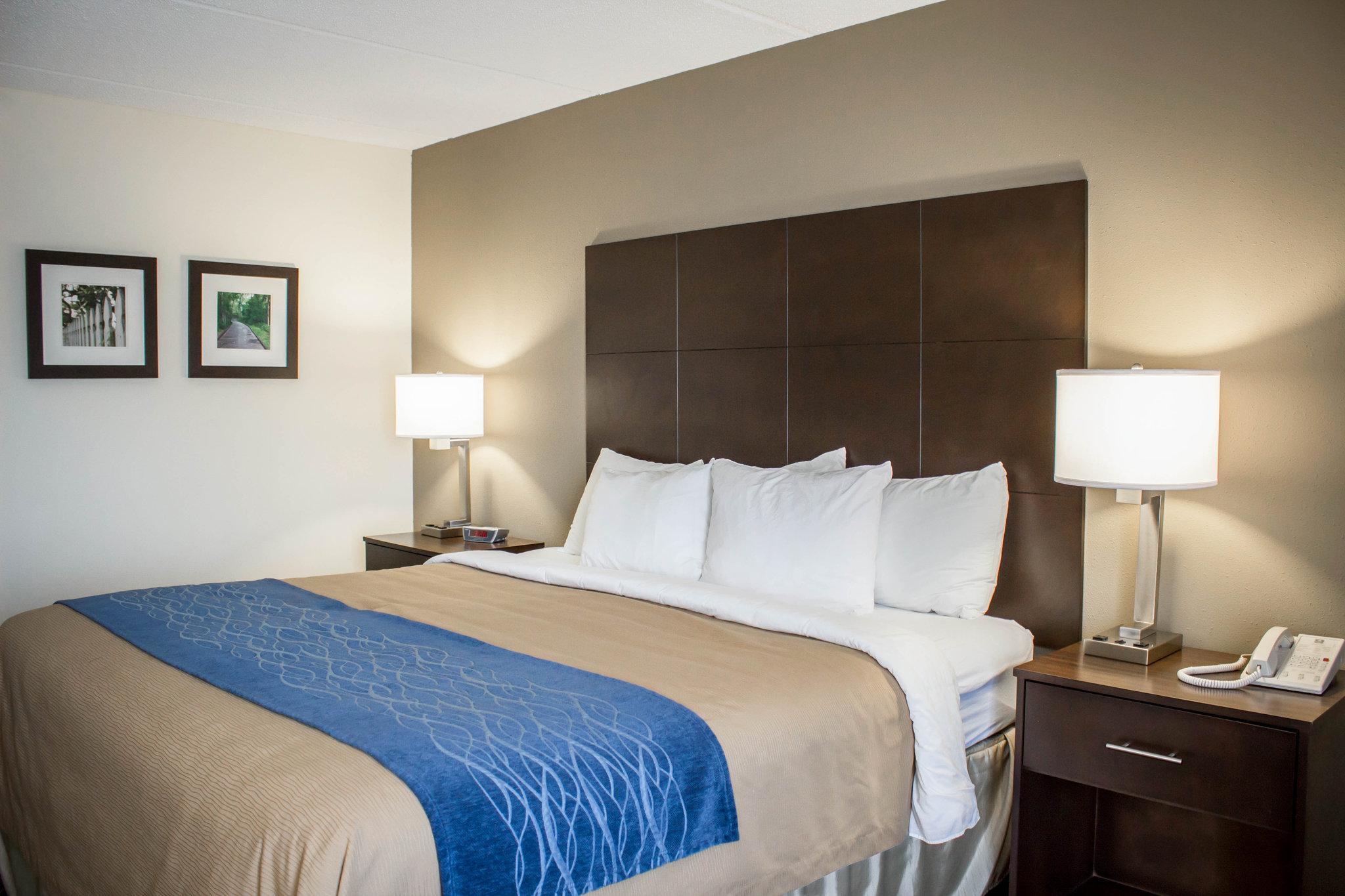 Comfort Inn & Suites Fuquay Varina Exterior photo