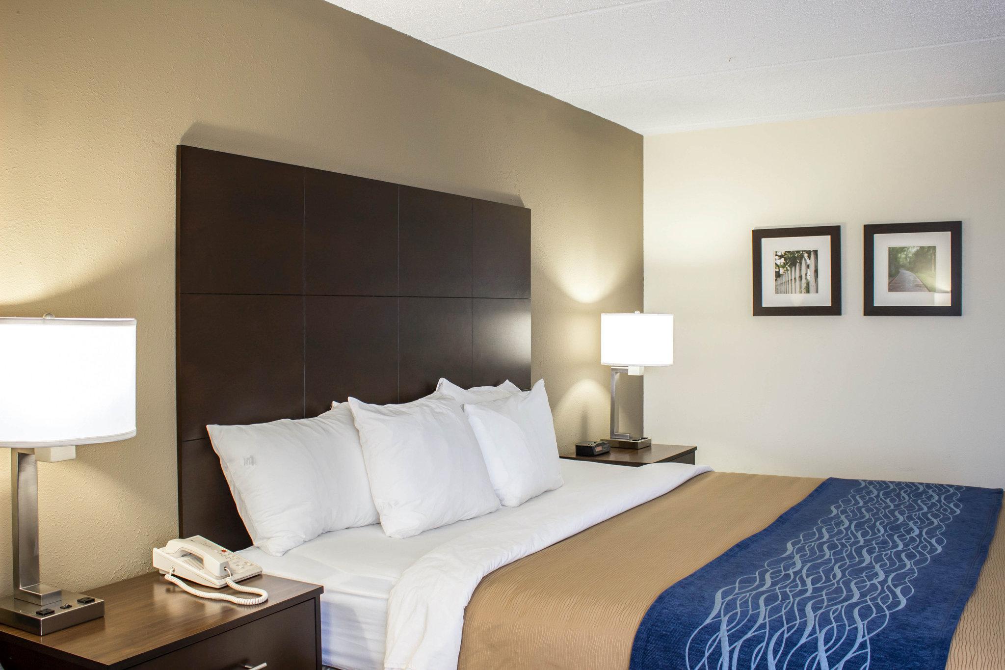 Comfort Inn & Suites Fuquay Varina Exterior photo